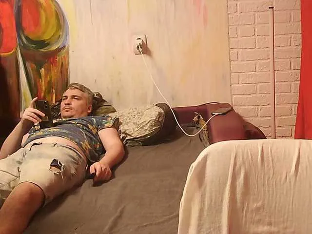 Live sex webcam photo for FreDiamond #290799910