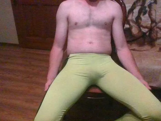 Live sex webcam photo for Fredzio-f2 #273413457