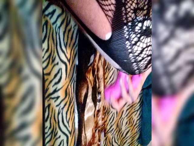 Live sex webcam photo for Fredzio-f2 #276979294