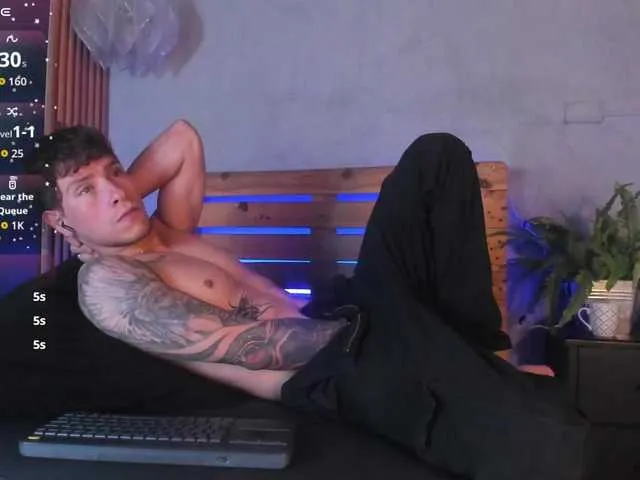 Live sex webcam photo for French-sexx #292181262