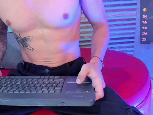 Live sex webcam photo for French-sexx #292264818