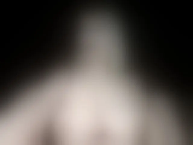 Live sex webcam photo for Freya-Milf #293517660