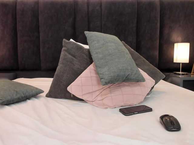 Live sex webcam photo for Freyaa25 #292165966