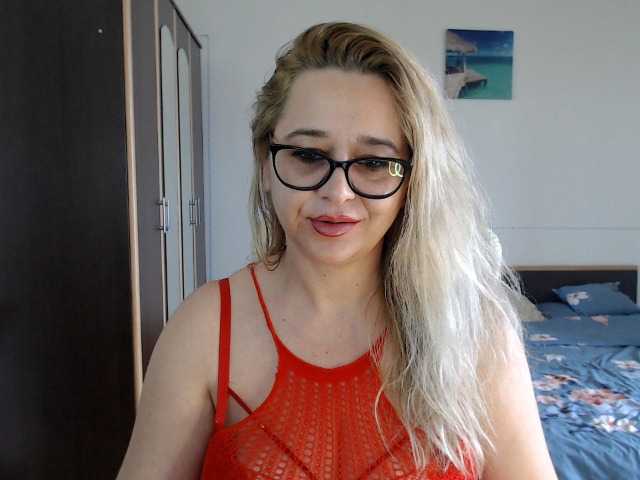 Live sex webcam photo for Freyaamore #277461876