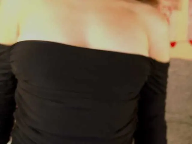 Live sex webcam photo for FridaCure #291350437
