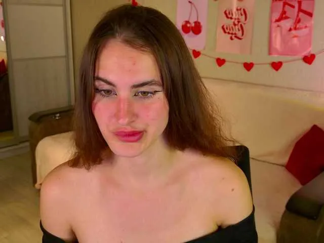 Live sex webcam photo for FridaCure #291755912
