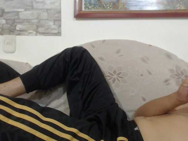 Live sex webcam photo for Fuckboy-201 #277773007