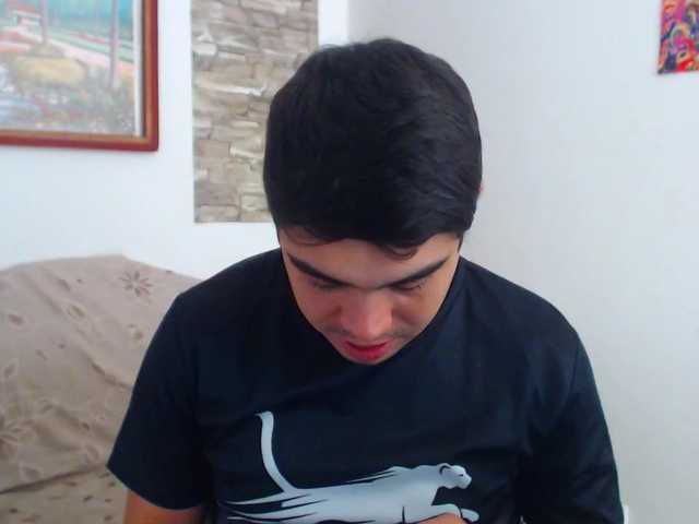 Live sex webcam photo for Fuckboy-201 #291261628