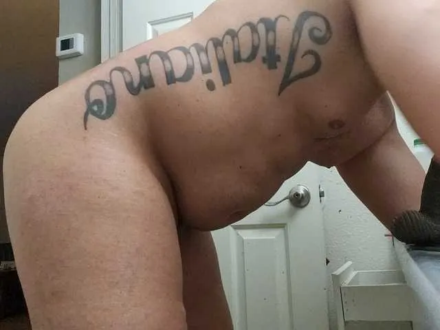 Live sex webcam photo for Fuckmyassg00d #292963288