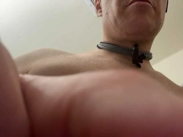 Live sex webcam photo for Fuckmyassg00d #293766127