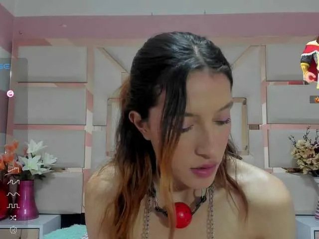 Live sex webcam photo for Full-tentation #277386169