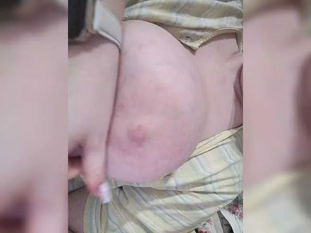 Live sex webcam photo for Funny331 #290334365