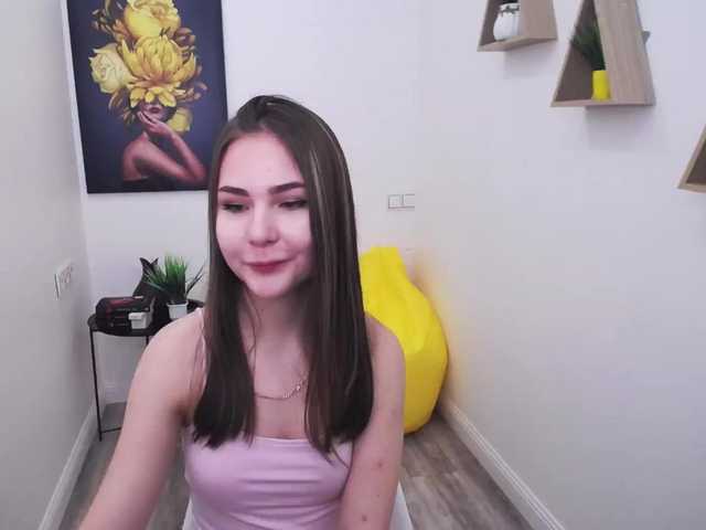 Live sex webcam photo for FunnyMeeting #272068137