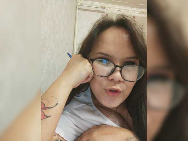 Live sex webcam photo for Furiyaa #274282925