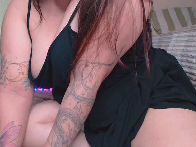 Live sex webcam photo for Furiyaa #278083313