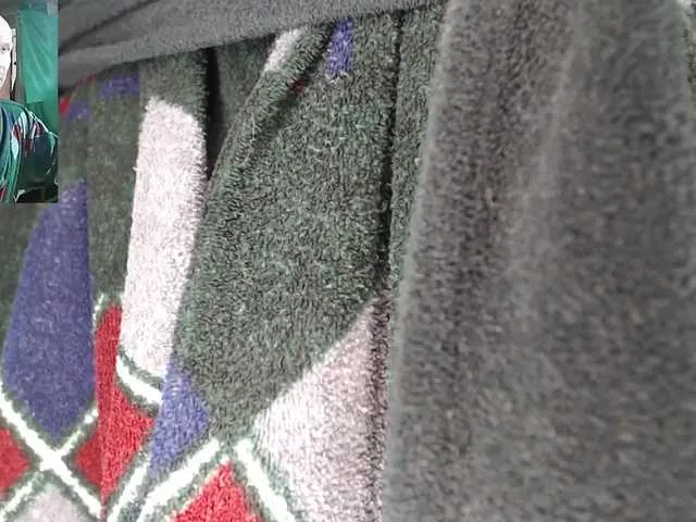 Live sex webcam photo for GORBATUYHER #273271252