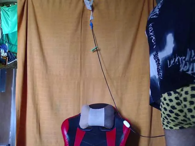 Live sex webcam photo for GORBATUYHER #273327061