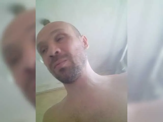 Live sex webcam photo for GORBATUYHER #273417549