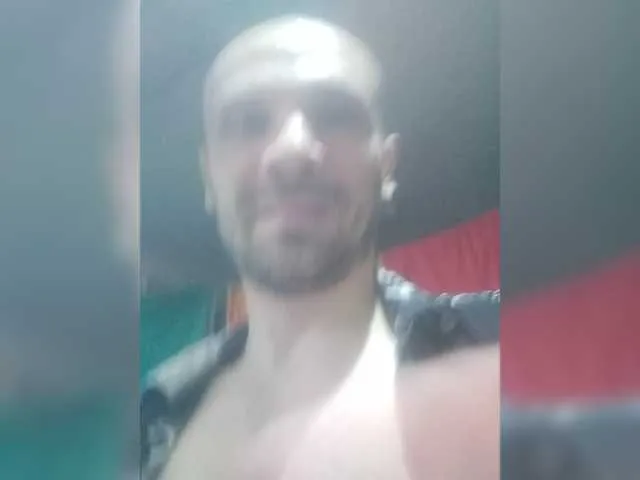 Live sex webcam photo for GORBATUYHER #273551088