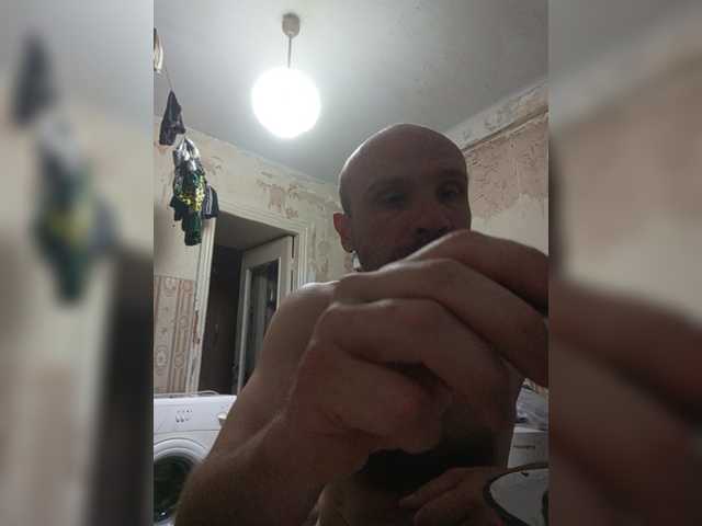 Live sex webcam photo for GORBATUYHER #275634087