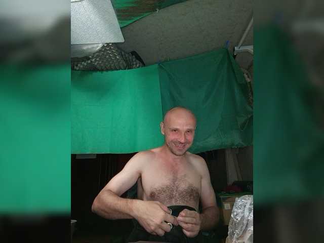 Live sex webcam photo for GORBATUYHER #275735819