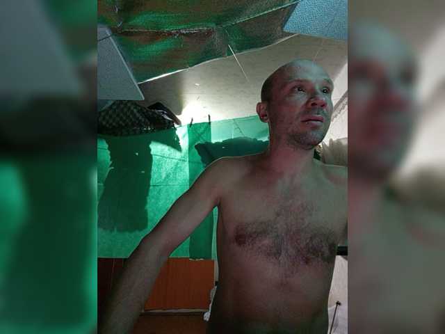 Live sex webcam photo for GORBATUYHER #276179054