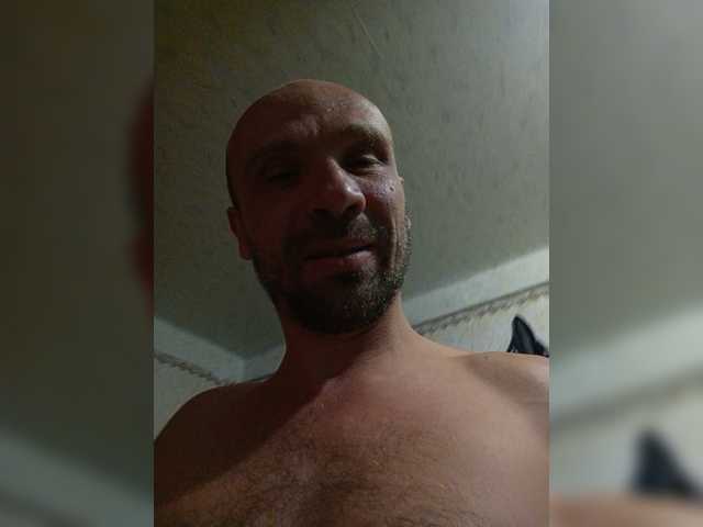 Live sex webcam photo for GORBATUYHER #276411828