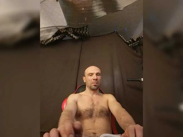 Live sex webcam photo for GORBATUYHER #277152702