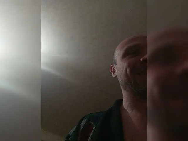 Live sex webcam photo for GORBATUYHER #277195799