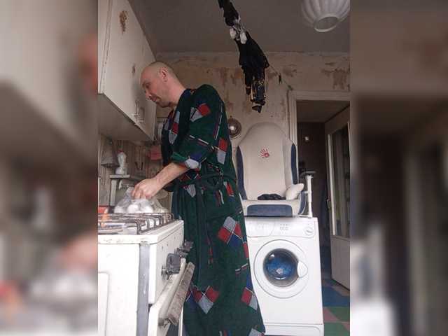 Live sex webcam photo for GORBATUYHER #277243416