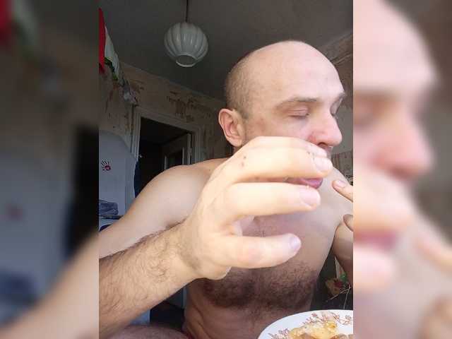 Live sex webcam photo for GORBATUYHER #277413102