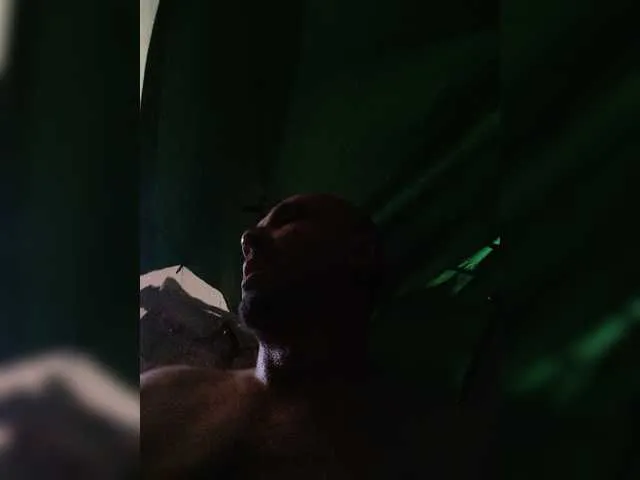 Live sex webcam photo for GORBATUYHER #277803712