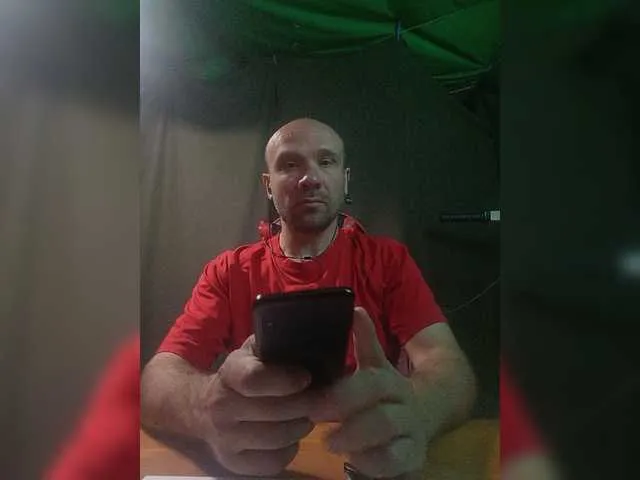 Live sex webcam photo for GORBATUYHER #277855121