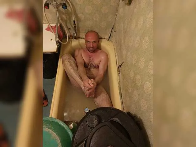 Live sex webcam photo for GORBATUYHER #277903084