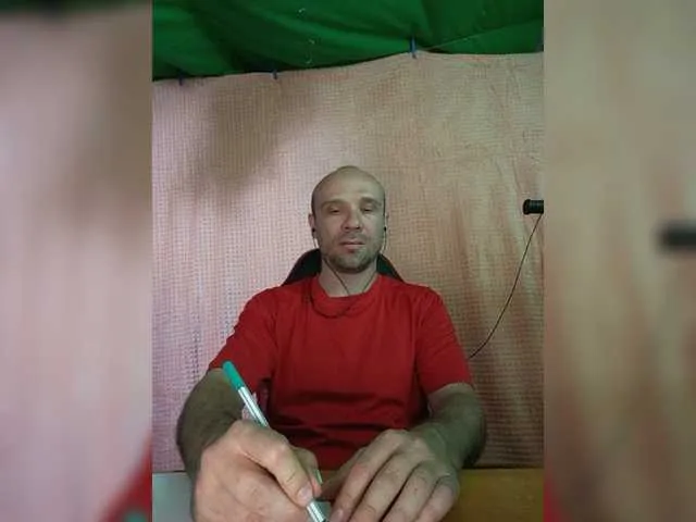 Live sex webcam photo for GORBATUYHER #277971836