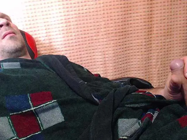 Live sex webcam photo for GORBATUYHER #291070352