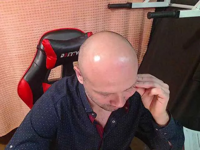 Live sex webcam photo for GORBATUYHER #291102631