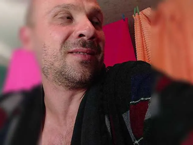 Live sex webcam photo for GORBATUYHER #292035710