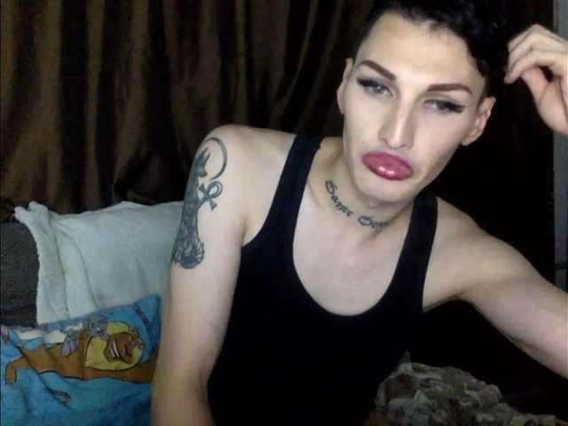 Live sex webcam photo for GaGa-LadyBoy #273826986