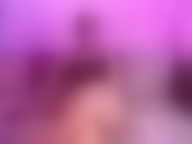 Live sex webcam photo for GabbyBonnye #294192777