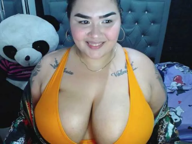 Live sex webcam photo for GabiBigBoobs #291627450
