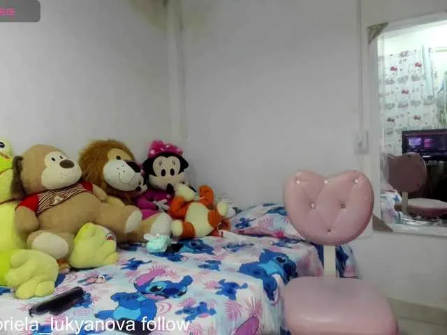 Live sex webcam photo for Gabriela-Lukyanova #291377531