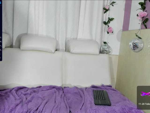 Live sex webcam photo for Gabriela-montes #276061996