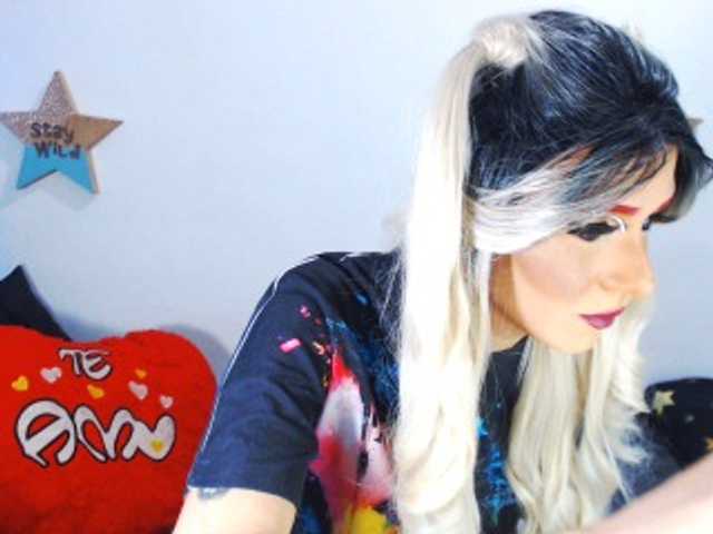 Live sex webcam photo for GabrielaBigCock #275870040