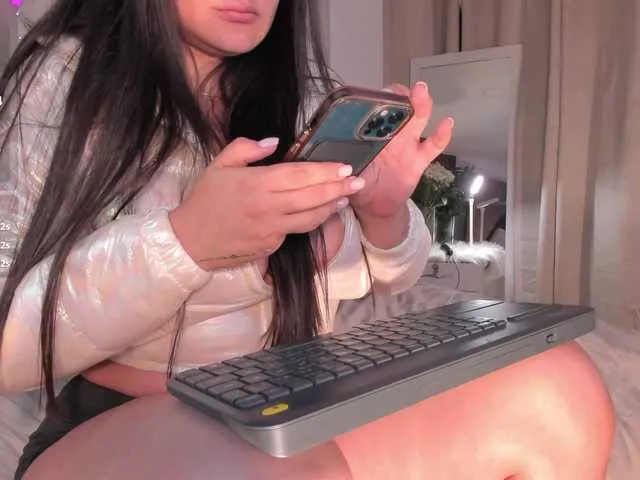 Live sex webcam photo for GabrielaHayes #290142641