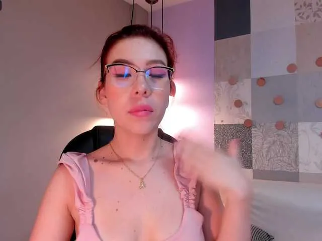 Live sex webcam photo for GabrielleRoy1 #275809601