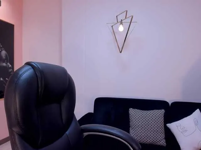 Live sex webcam photo for GabrielleRoy1 #276072434