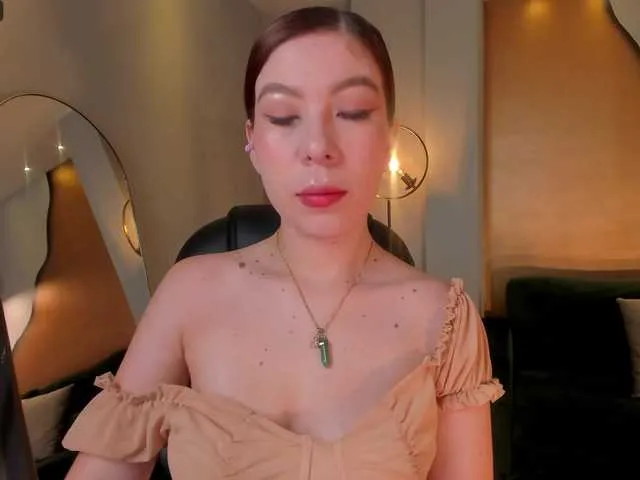 Live sex webcam photo for GabrielleRoy1 #276211367