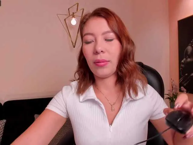 Live sex webcam photo for GabrielleRoy1 #276360808