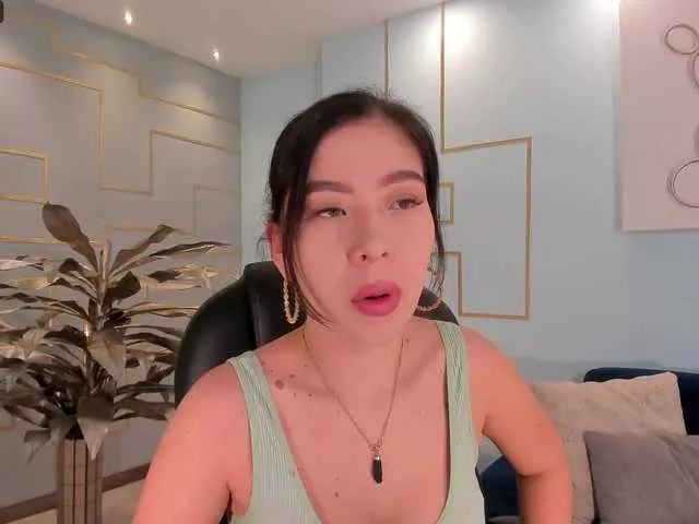 Live sex webcam photo for GabrielleRoy1 #276724363